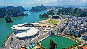 bán nhà phố thương mại monbay hạ long 