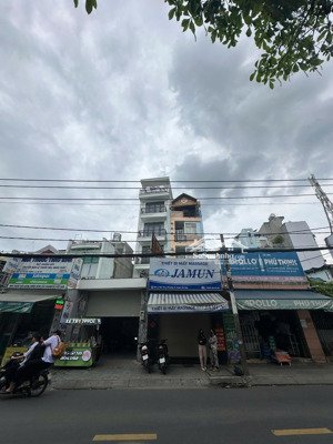 cho thuê nhà mặt tiền đường lê văn thọ p11 gò vấp - dt 4x20 - trệt 3 lầu st - 28 triệu 