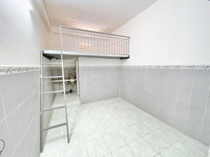 phòng trọ gác cao thoáng mát chỉ 2tr5 ngay trần thị cờ, gần đh nguyễn tất thành