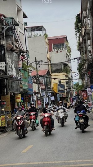 nhà cấp 4 cổ nhuế, dt 72m2, mặt tiền 4,3m nở hậu, giá 11,9 tỷ có thương lượng