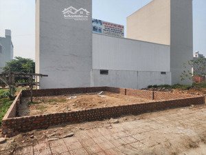 bán lô đất 110m2 mt 9.5m siêu đẹp đất phân lô vài bước chân ra đường trịnh văn bô giá đầu tư