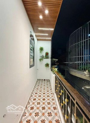 nhà mới phạm văn bạch - 4*8m - 2 tầng - 2pn - 2wc - hxh - nội thất đầy đủ - chỉ hơn 3 tỷ tl