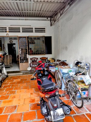 nhà mặt tiền đường số 6, p. linh trung, 95.6m2, 10,5 tỷ