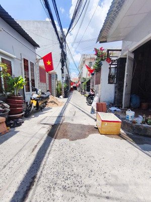 nhà 2 tầng mới đẹp phường tân phú, quận 7 giá chỉ 2.68 tỷ