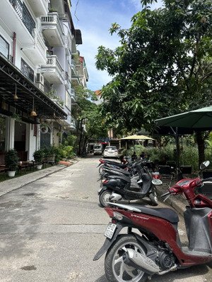 chính chủ bán liền kề mặt vườn hoa kđt đại kim, vị trí cực đẹp, kd tốt. 51/55m2 - 5 tầng - 18 tỷ