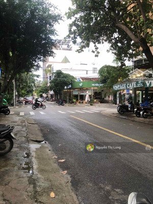 bán đất mặt tiền đường lê đại hành