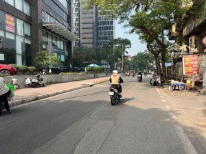 bán nhà riêng ngọc khánh giảng võ ba đình, 18,5 tỷ, 58m2, view đẹp, thang máy tặng nội thất tiền ty