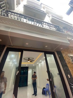 siêu hot! 14tỷ hơn. bán nhà xuân la - giáp ngoại giao đoàn - kosmo 57m2x6t - gần ôtô - thang máy