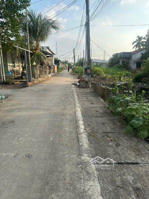 1980m2 đất hỗn hợp, thổ cư, 8 triệu/m2, đường xe tải, hùng vương. phù hợp phân lô, làm nhà vườn