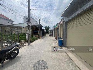 cần bán 143m2 - có 93m2 thổ cư, đường ô tô - sổ riêng - vĩnh phú 38 gần sg , xây nhà , làm kho