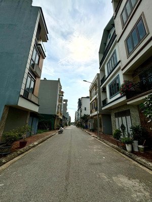 cần bán đất khu dịch vụ phú vinh, yên lũng, an khánh, hoài đức, diện tích 45m2