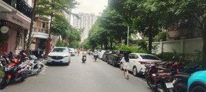 bán nhà phân lô trung hòa - hoàng ngân mặt sân chơi 124 hoàng ngân 67m2 mt 4,2m nhà 5 tầng 25 tỷ