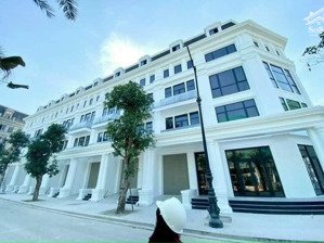cho thuê nhà hồ tùng mậu 100m2 x 6 tầng, đầy đủ điều hòa thang máy giá chỉ 45tr/tháng
