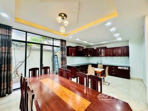 bán nhà biệt thự mặt tiền đường 279 liên phường, dt 10x18m, nội thất đầy đủ chỉ hơn 20.x tỷ