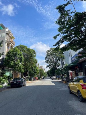 bán đất mặt tiền ngay nguyễn hoàng, an phú, quận 2, hcm, 5x22m gpxd hầm 4 tầng, 110m2 giá chỉ 26 tỷ