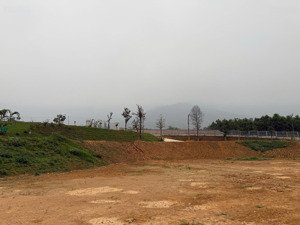 tiến xuân/thạch thất đất nghỉ dưỡng/homestay giá tốt dt 9344m2