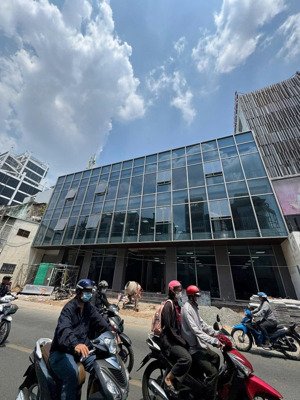 nhà cho thuê mặt tiền trần vip trần quang diệu phường 14 quận 3