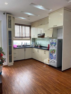 chính chủ bán gấp căn hộ ecohome 1 70m lô góc 3 mặt thoáng view sông hồng giá cực tốt