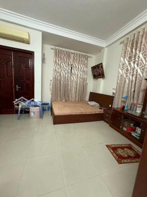 bán nhà căn góc 2 thoáng kinh doanh ngõ 204 trần duy hưng, cầu giấy. 39m2 5 tầng 8,5 tỷ