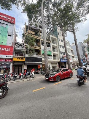 bán gấp, giá tốt đầu tư, mặt tiền trần quang khải, quận 1. 4,7mx17,5m, 4 tầng. pháp lý sạch