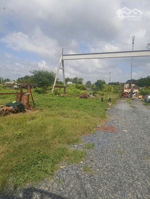 cho thuê mặt bằng 500m² có mái che, điện 3 pha, giá chỉ 8 triệu/tháng vĩnh lộc b, bình chánh