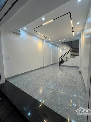 cầu giấy 50m2, 6 tầng mt 3,8m ôtô vào nhà, kinh doanh sầm uất nhỉnh 15 tỷ tl