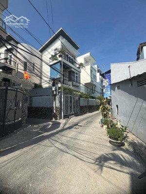 bán nhà 3 tầng hẻm ô tô góc 2 mặt tiền tttp nha trang 4 tỷ 350