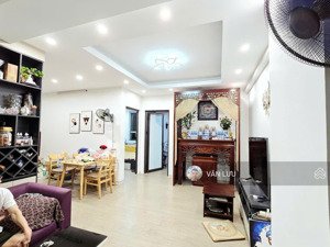 bán góc 77m2, 2pn, sổ hông lâu dài giá 3x tỷ thương lượng tại toà ct1b kđt xa la, hà đông, hn