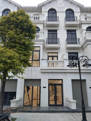 liền kề sao biển 1, đông nam, dt 70 m2 tại vinhomes ocean park 1 gia lâm, giá 19,x tỷ