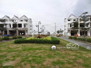 chính chủ bándaresco- đức hoà -long an - sát bên vách đại đô thị vinhome -sổ sẵn mua ký công chứng