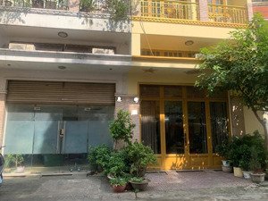 cực phẩm nhà đẹp, mt hoa sữa.p07.pn, dt 4.9*13.7m, 1 trệt 3 lầu, giá chỉ 22 tỉ thương lượng