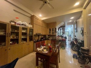 giá đầu tư-nhà phân lô- ô tô đỗ- hàng xóm kdt thanh hà -dân xây chắc chắn diện tích 51m2 nhỉnh 8 tỷ