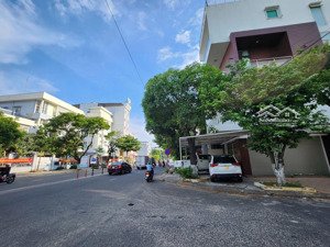 nhà 5 tầng 2 mặt tiền đường 15m lý thái tông . thanh khê