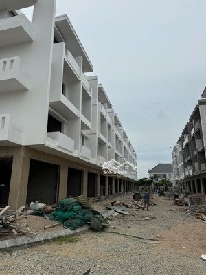 bán nhanh liền kề 65m2 4 tầng 5,5 tỷ sát mặt đường liên phường, quận hải an, vị trí đẹp, giá tốt