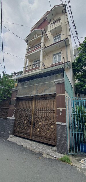 nhà siêu đẹp mặt tiền hoàng hoa thám 6,5m x 15m / 5 lầu giá 18,2 tỷ tl