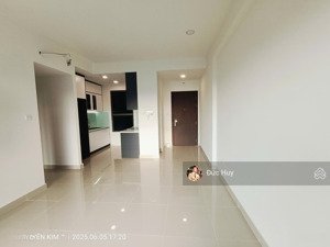 cho thuê căn 3pn nội thất cơ bản - 89m2 tháp trung tâm - giá chỉ 19tr/tháng - the sun avenue