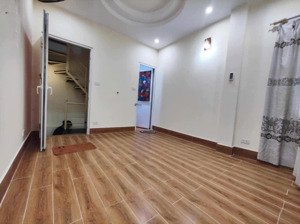 cho thuê nhà nguyên căn - phố thành công, ba đình