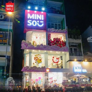 cho thuê nhà nguyên căn mặt tiền nguyễn trãi q. 5 dtsd gần 900m2 (7.2m x dài 17m)