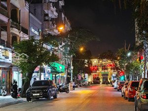 cho thuê mặt bằng lô góc trung tâm, gần nhà hát lớn hải phòng