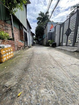 bán nhà cấp 4 đường tô ngọc vân, phường thạnh xuân, q12, dt161m2(6,5x25). hẻm 6m,giá 9,5tỷ