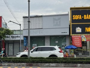 chính chủ bán hoặc cho thuê nhà phố ngay ngã tư cầu cống, đầu quốc lộ 60