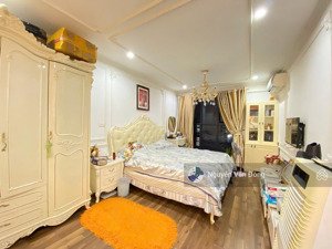 gia đình tôi cần bán căn hộ đẹp goldmark city, nội thất đầy đủ, đồ đẹp, sổ đỏ sẵn, có slot ô tô