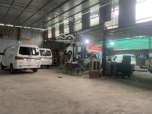 chính chủ cho thuê 700m2 nhà xưởng đẹp ngay sân vận động mỹ đình phù hợp gara, kho giao hàng