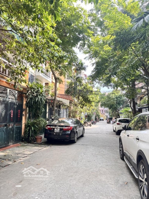 bán nhà ngọc khánh_ô tô đỗ_ngõ to như phố_khu dân trí cao_45m2_16.5 tỷ