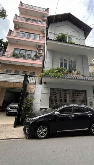 mtkd ngay ga t3 (6 x 20,9m) cn: 125,5m2, 2 tầng st, đường thân nhân trung - giá: 23,5 tỷ