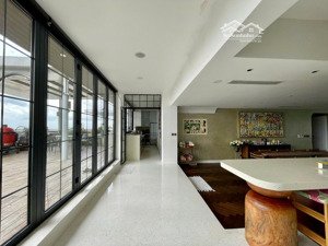 bán penthoues riverside residence 485.48m2-4pn-full nt cao cấp - sân vườn-view sông. gía chỉ 45 tỷ