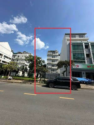 lô đất góc công viên đường số 6 hưng phước 4 8x18.5m gpxd hầm trệt 4 lầu sân thượng 61 tỷ