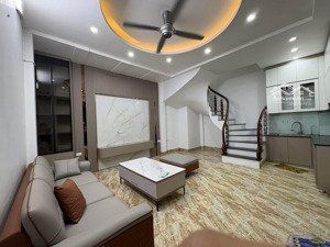 tôn đức thắng! ngõ nông, gần phố, gần ô tô, gần hồ, tiện ích bạt ngàn, đi đâu cũng tiện