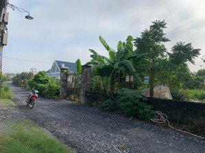 shr chính chủ dt 833m2 có 530m2 thổ cư, xã tpt đường hẻm cách cây da chỉ 200m. giá 9,9 tỷ tl mạnh