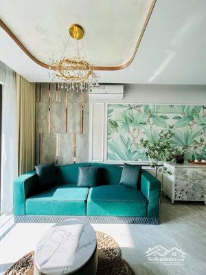 bán căn hộ chung cư midtown phú mỹ hưng, 8,4 tỷ, 80m2, 2pn, 2wc. lh 078516218 ngọc chăm